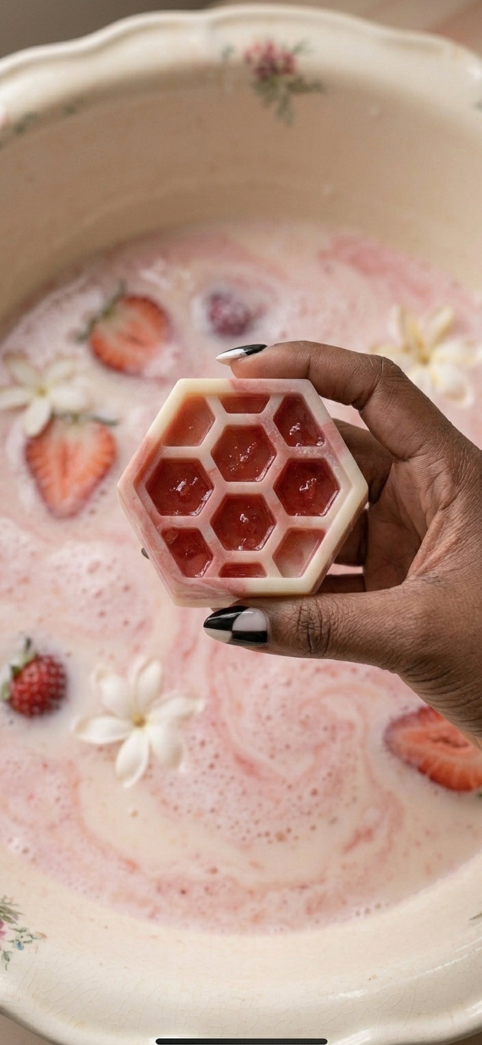 Strawberry Creme Soap Set – Nourishing & Fragrant Body Care
